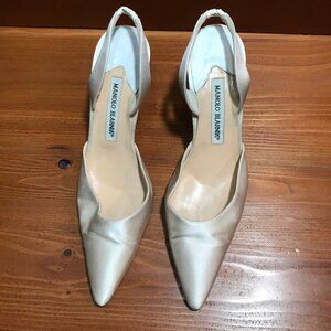 Manolo Blahnik Pumps